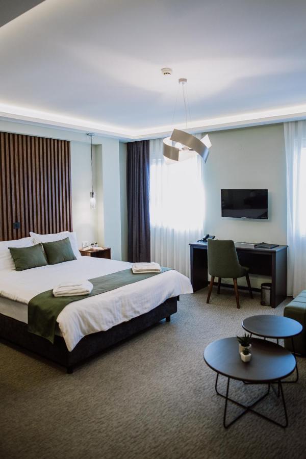 ביטולה Hotel Kapri מראה חיצוני תמונה