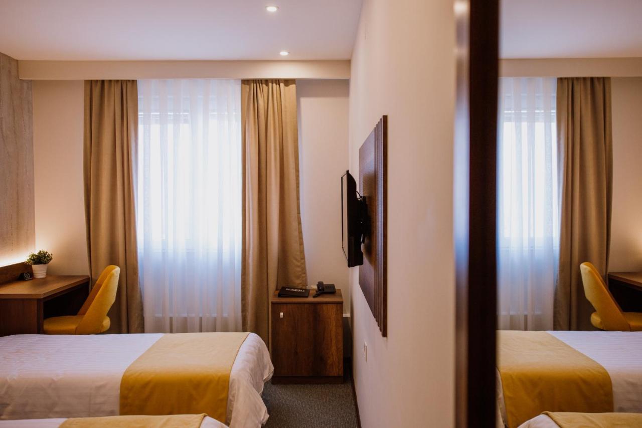 ביטולה Hotel Kapri מראה חיצוני תמונה