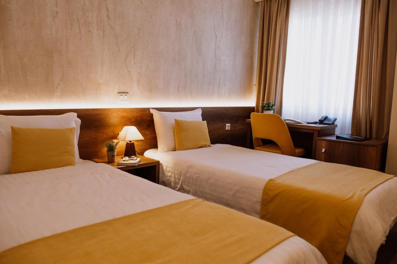 ביטולה Hotel Kapri מראה חיצוני תמונה