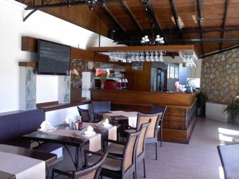 ביטולה Hotel Kapri מסעדה תמונה